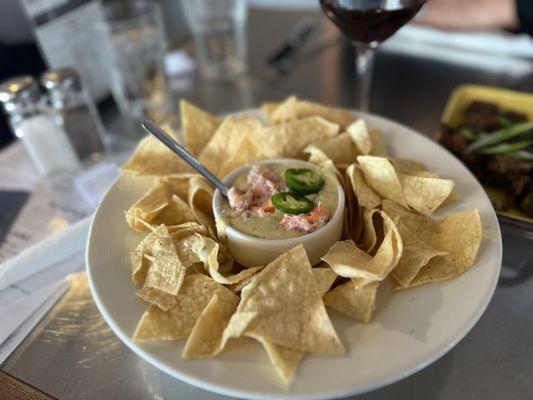 Crab queso dip