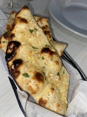 Garlic naan