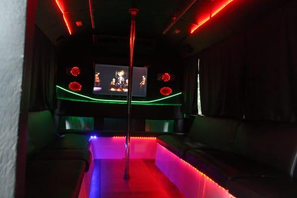 7 Diamond Party Bus