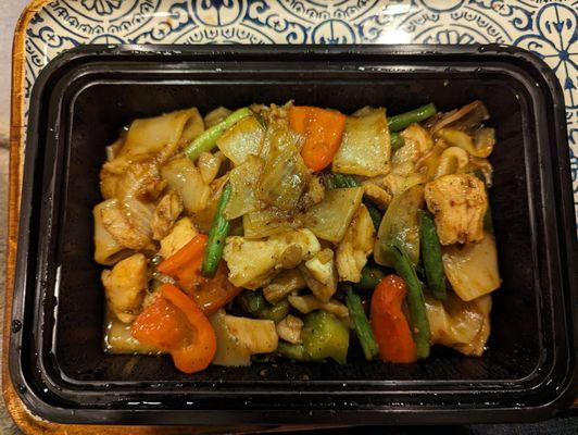 Drunken noodles with chicken