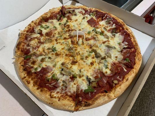 Deluxe pizza