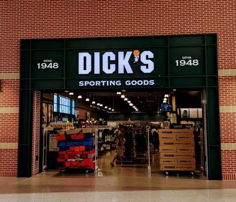 DICK'S Sporting Goods