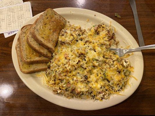 Large Mess All-The-Way with Rye bread!  Was delicious!  Highly recommend!