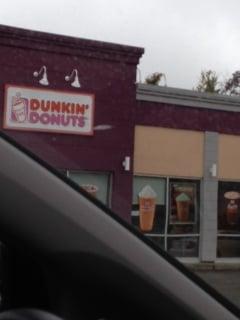 Dunkin Donuts -- 559 Pond St, Braintree         Storefront