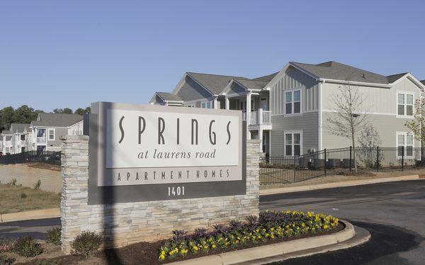 Springs at Laurens Road Exterior