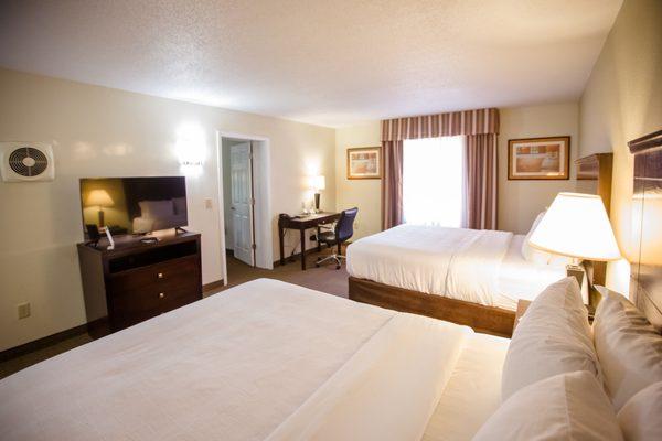 Suite Room with 2 Queen Beds