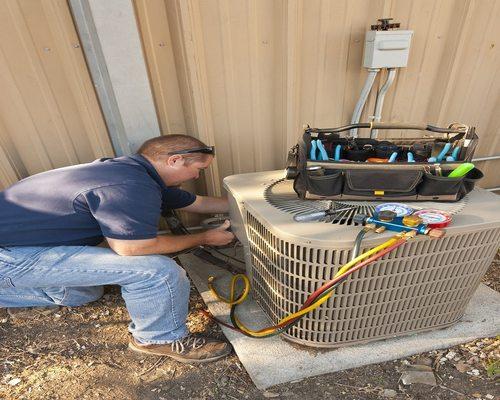 hvac service technician