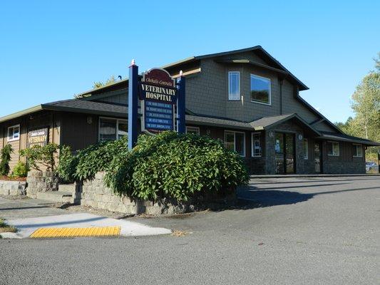 Chehalis-Centralia Veterinary Hospital on State Ave in Chehalis