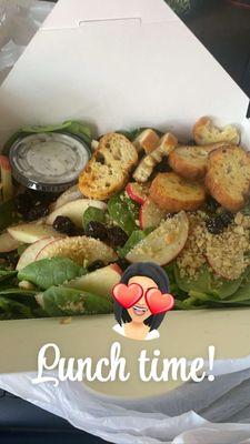 Spinach apple salad