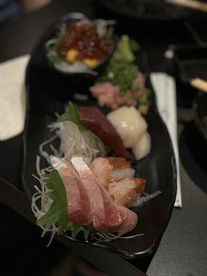 Assorted sashimi