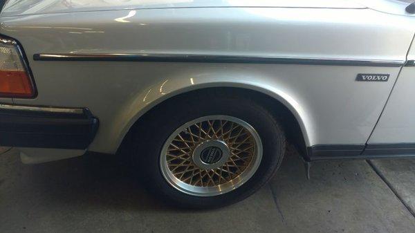 Volvo 780 rim custom paint