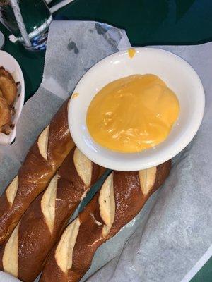 pretzel sticks & cheese