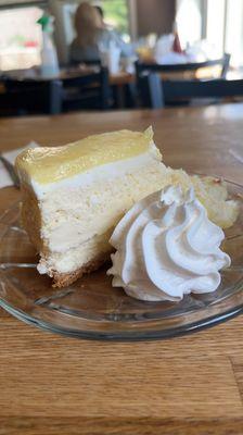 Lemon cheesecake