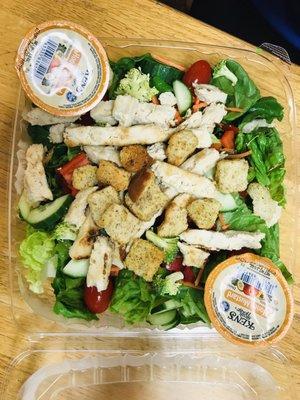 Tossed salad with grilled chicken!