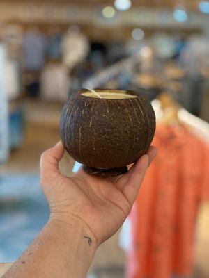 Coconut candles for beach smells all day long!