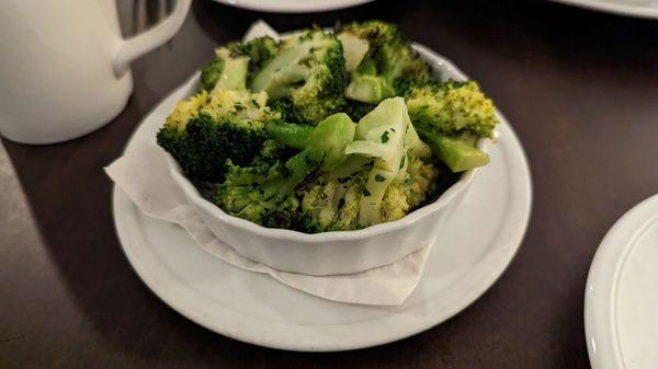 Side of broccoli