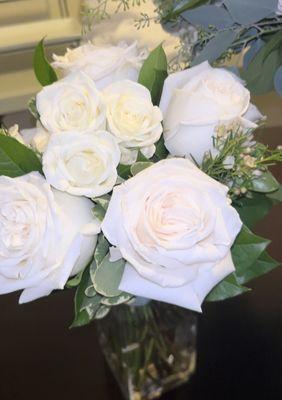 Brides toss bouquet