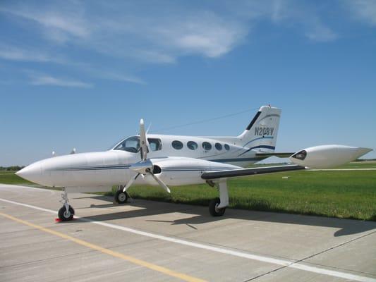 Cessna 421 available for charter flights!