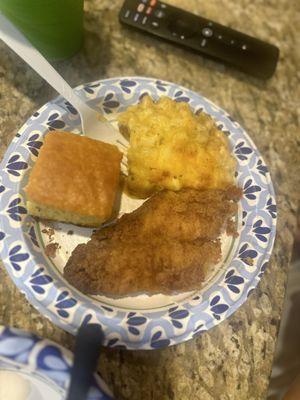 Fried Catfish 10/10 Mac & cheese 10/10 cornbread 5/10