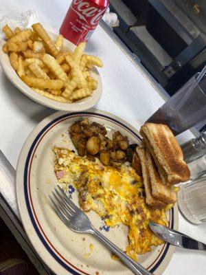 Cookers omelette with home fries