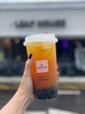 Tropical oolong with tapioca