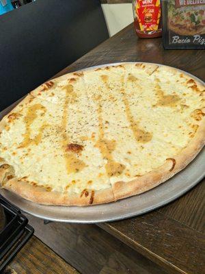 Large biancaneve pizza