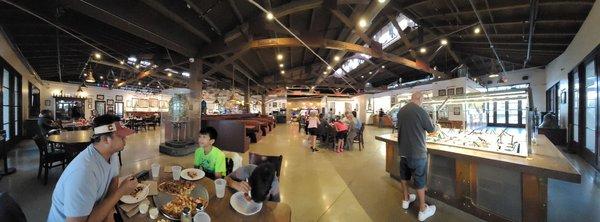 Panoramic view of the restaurant.