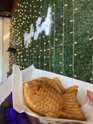 Mozz & cheddar taiyaki