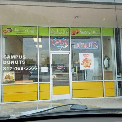 Campus Donuts outside.