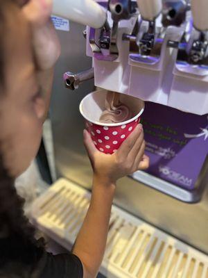 Dispensing frozen yogurt