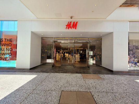 H&M