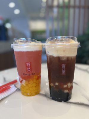 Strawberry yogurt & caramel black tea with crème brûlée foam. The rainbow toppings were nice!