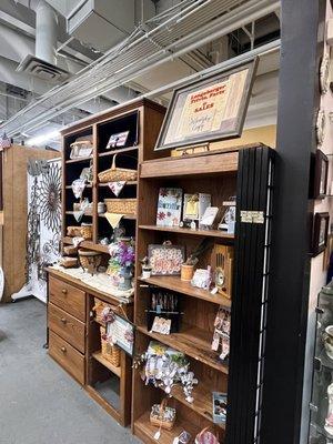 Handmade crafts and longaberger products marked to sell