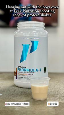 Did some PB&J 1stPhorm shots with the staff to try the new flavor.