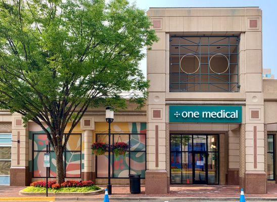 Exterior: One Medical Reston Town Center