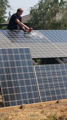 Removing Mineral Deposits on Solar Panels