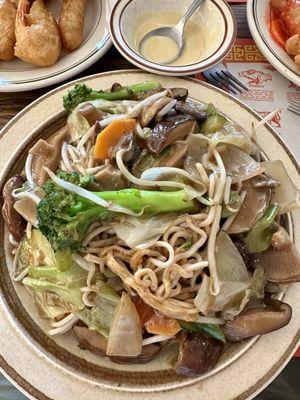 Black mushroom chop suey chow mein