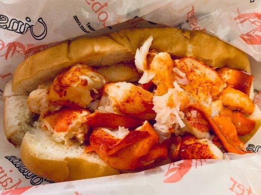 Connecticut lobster roll :D