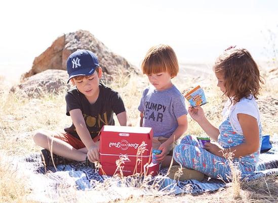 Picnic at the Beach (Credits: ArmelleBlog)