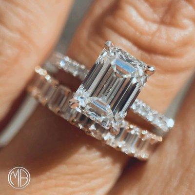 We love this stunning emerald cut look! This combo is sure to impress.