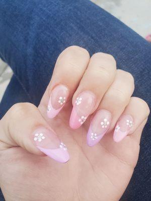 Flower nail art