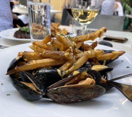 Mussels With Pomme Frites