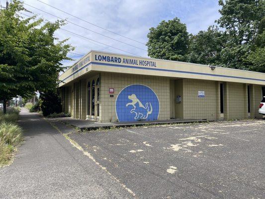 Lombard Animal Hospital