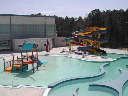 The leisure play pool is opened seasonally.