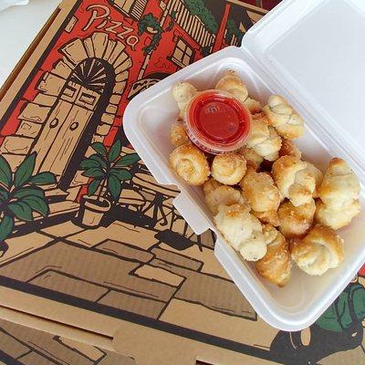 The magical garlic knots @ Pizza Haven, Brandon.