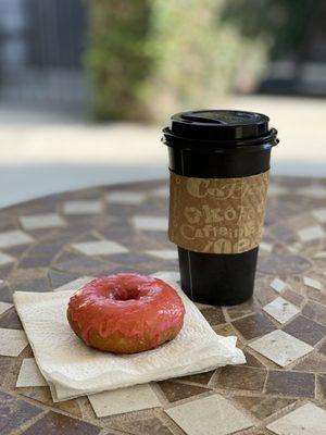 Dam Good Latte with donut