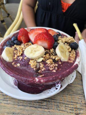 Acai bowl