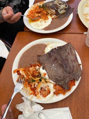 Chilaquiles con cesina