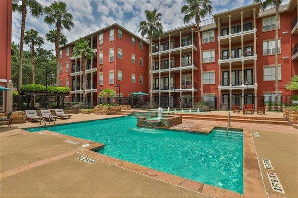 Pool in Center Courtyard