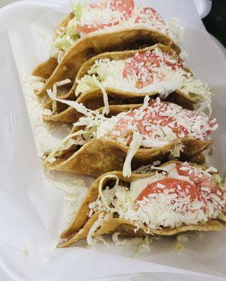 Tacos de papa 
Potato Tacos